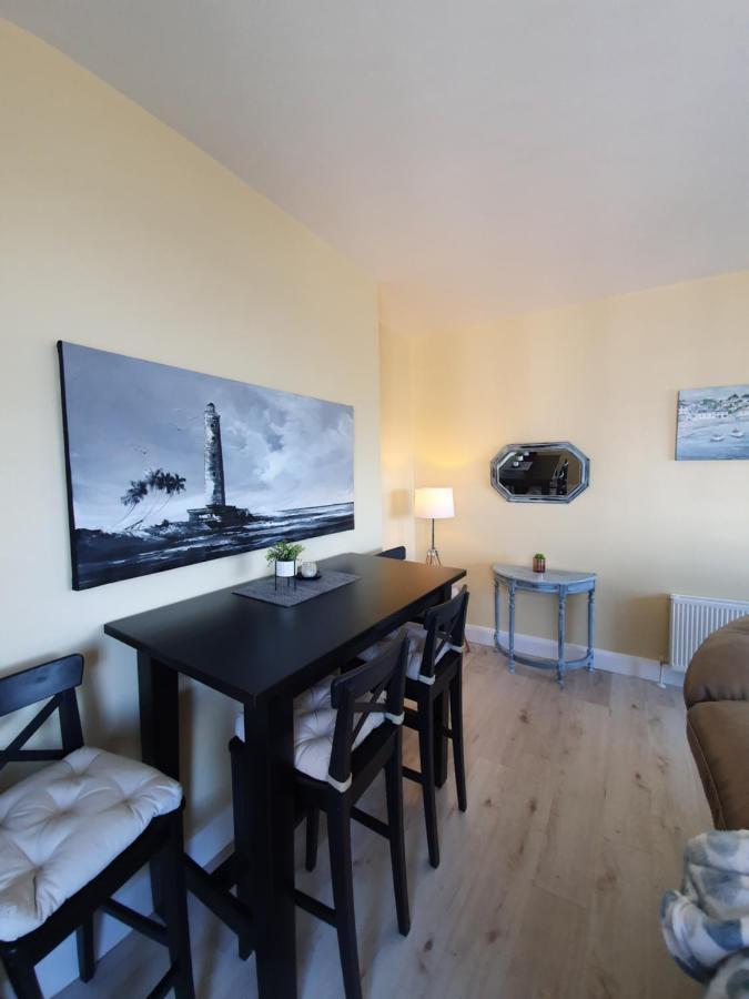 Atlantic Views Middle Floor Apartment Portrush Exterior photo